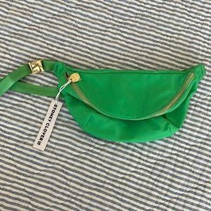 Brand New! Stoney Clover Jumbo Fanny Pack in Avocado Green